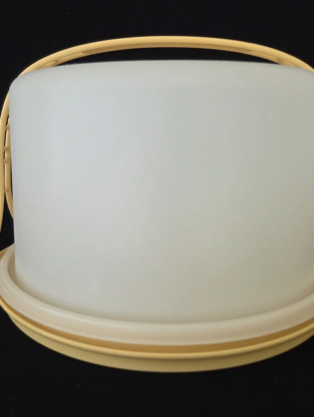 VTG Tupperware Harvest Gold Round Cake Carrier 9